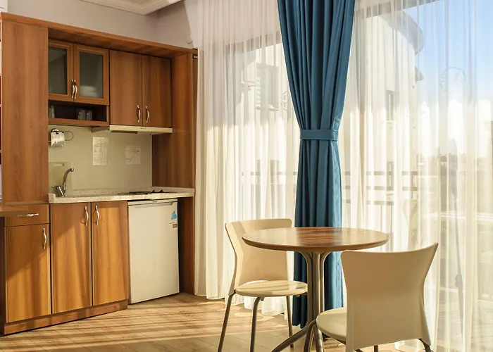Mutlu Aparthotel 3*