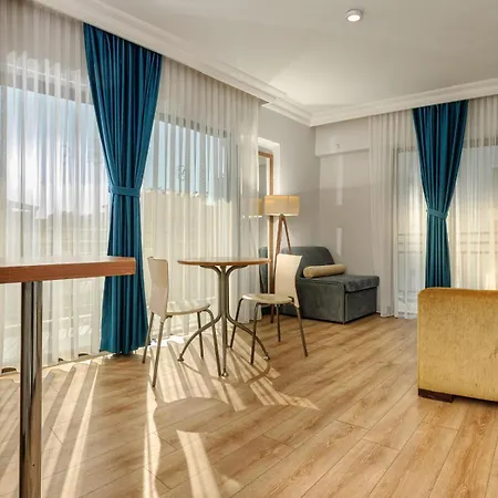 Mutlu Aparthotel 3*