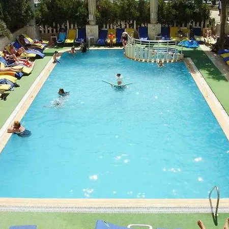Mutlu Aparthotel