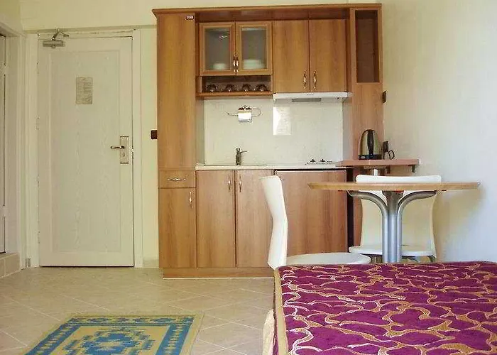 Mutlu מלון דירות